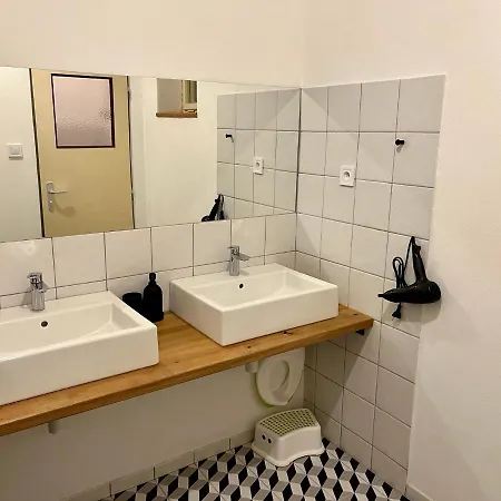 Apartman O Tom Nevim