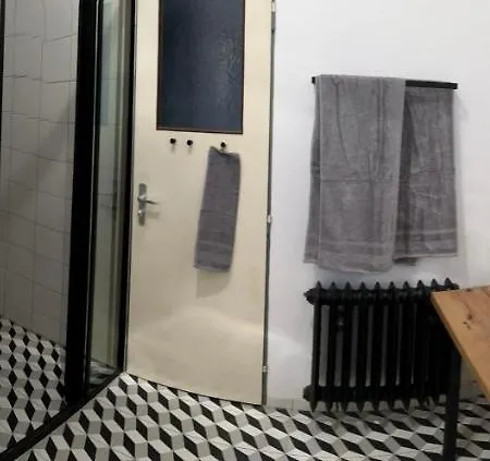 Apartman O Tom Nevim *